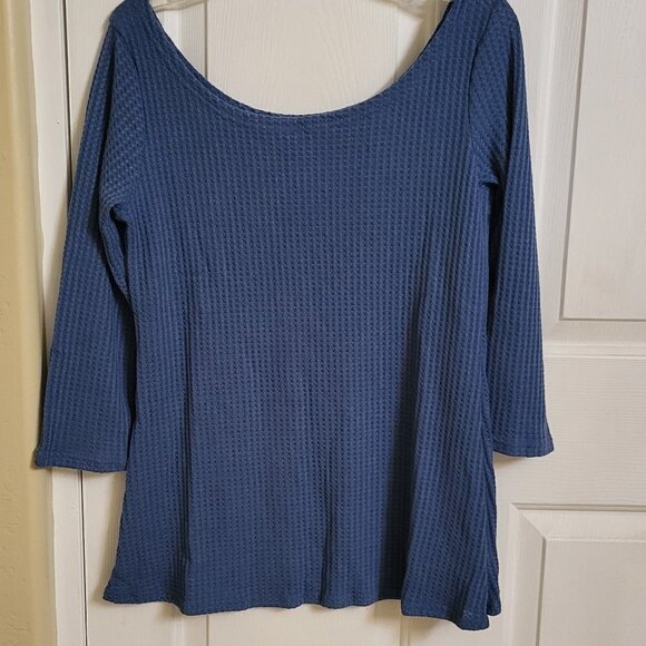 Camisa Blue knot-front off-shoulder tunic and sheer lace Tank Size: Medium NWT - Picture 3 of 14